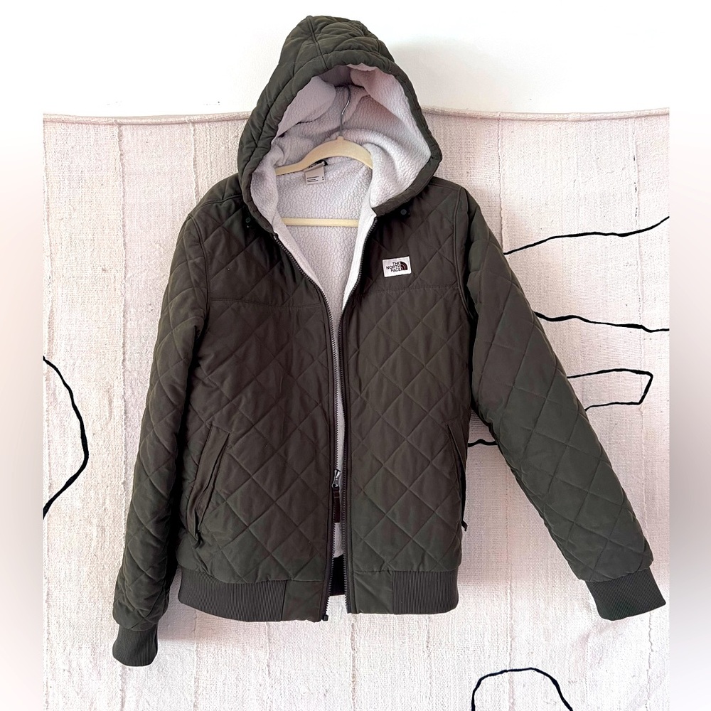 Northface  quilted hooded  jacket